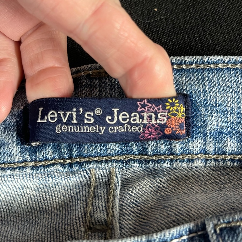 Levi’s Genuinely Crafted Light Wash Jeans Size 7M - Picture 8 of 11